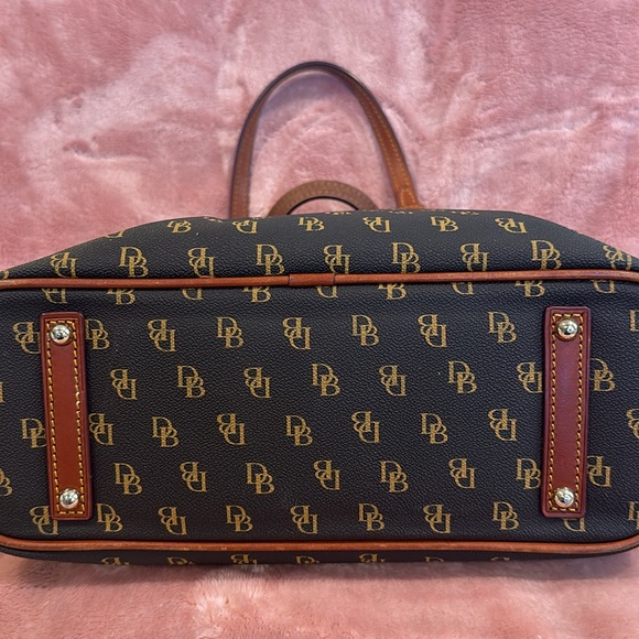Dooney & Bourke tote … EUC - Picture 7 of 13